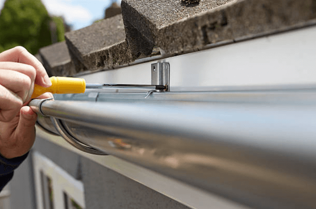 gutter repair romeoville